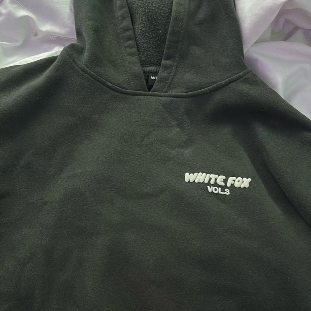 White fox hoodie M/L